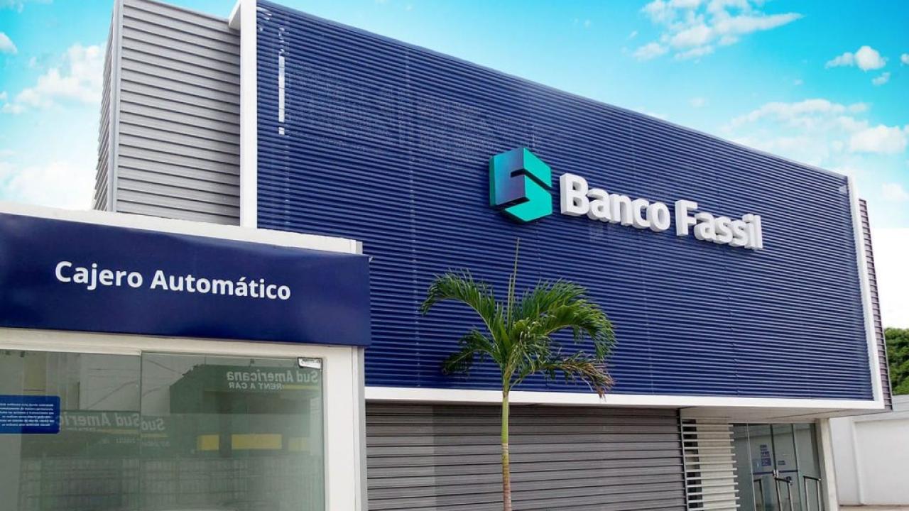 Imagen del Banco Fassil en Bolivia, foto La Razón