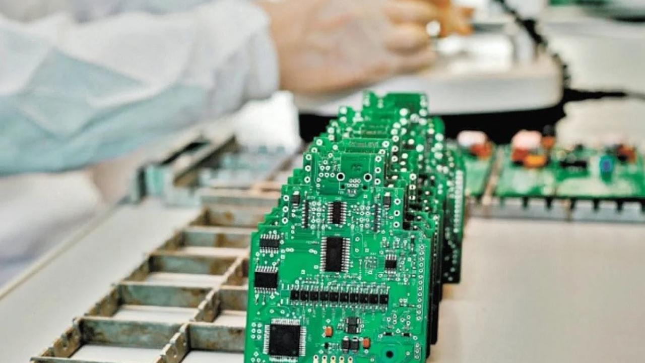 Semiconductores autopartes México, foto El Economista