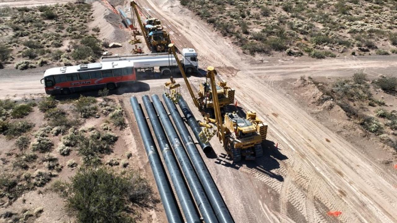 Faena petrolífera en Vaca Muerta foto Télam