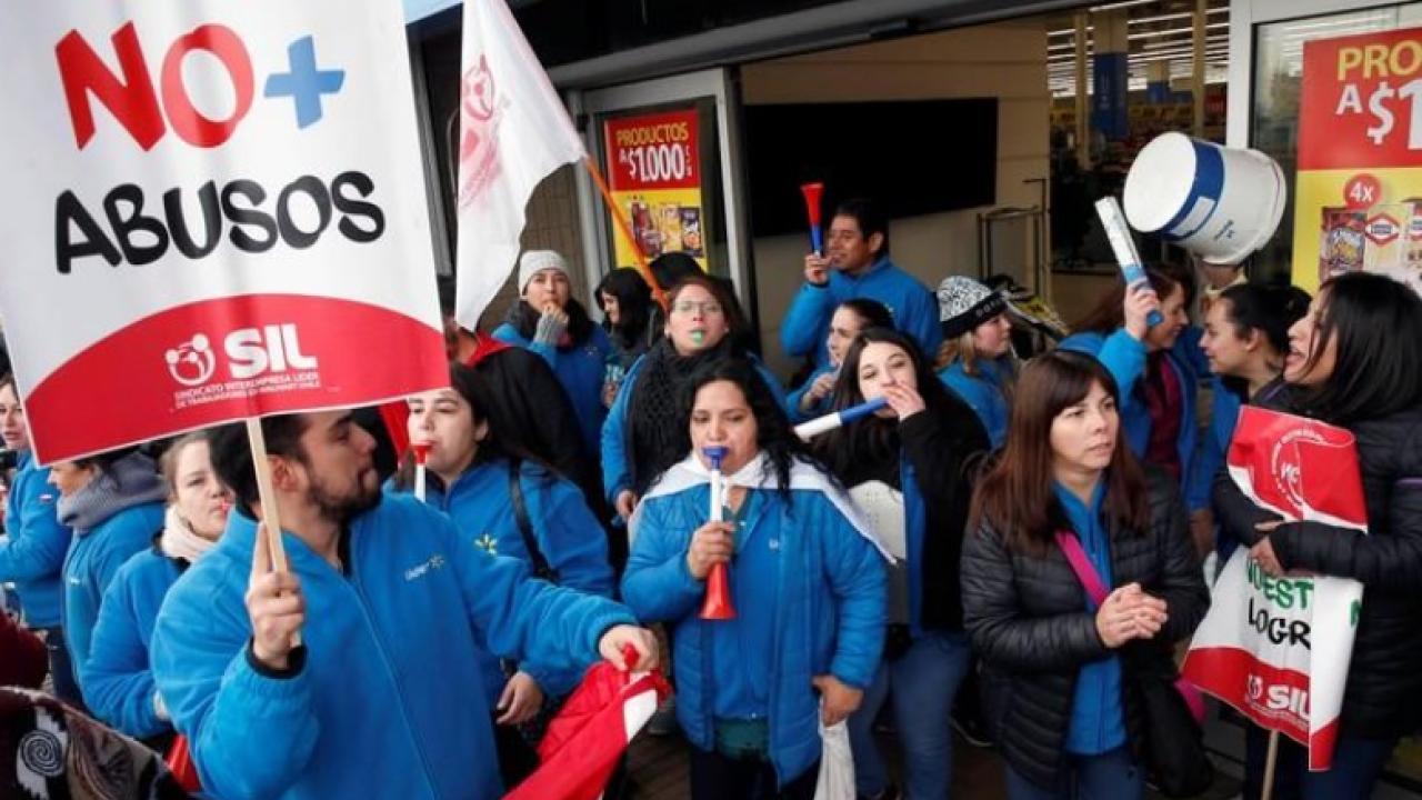 Huelga en Walmart hace 4 años, foto Reuters
