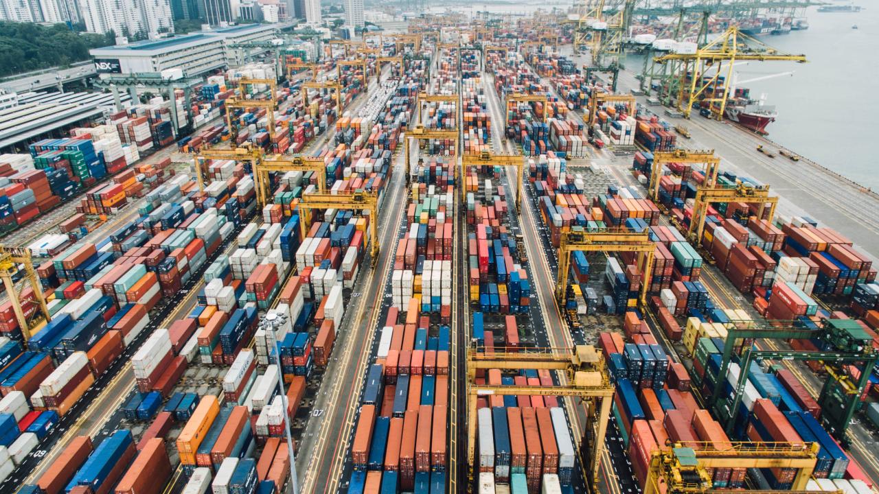Exportaciones. Foto: Unsplash.