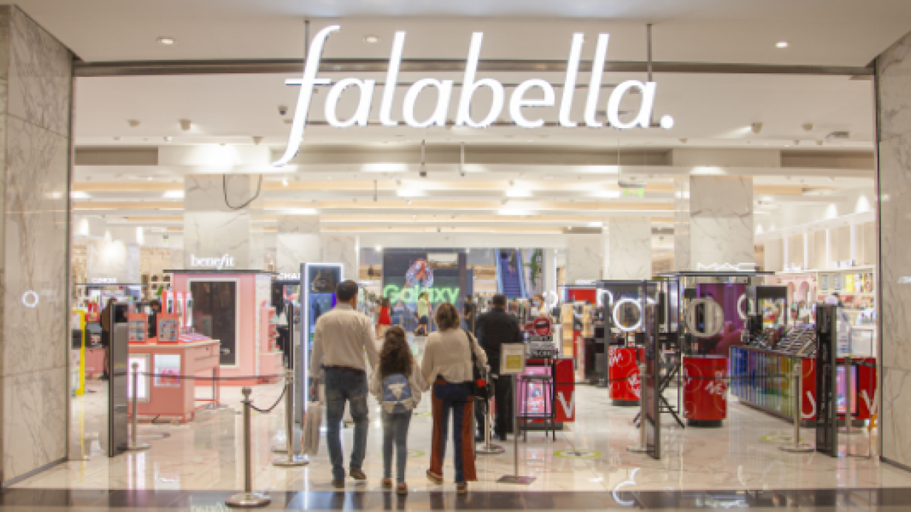 Falabella vía página web.
