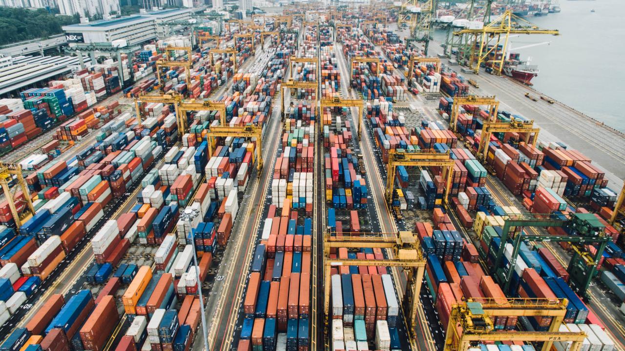 Comercio. Foto: Unsplash.