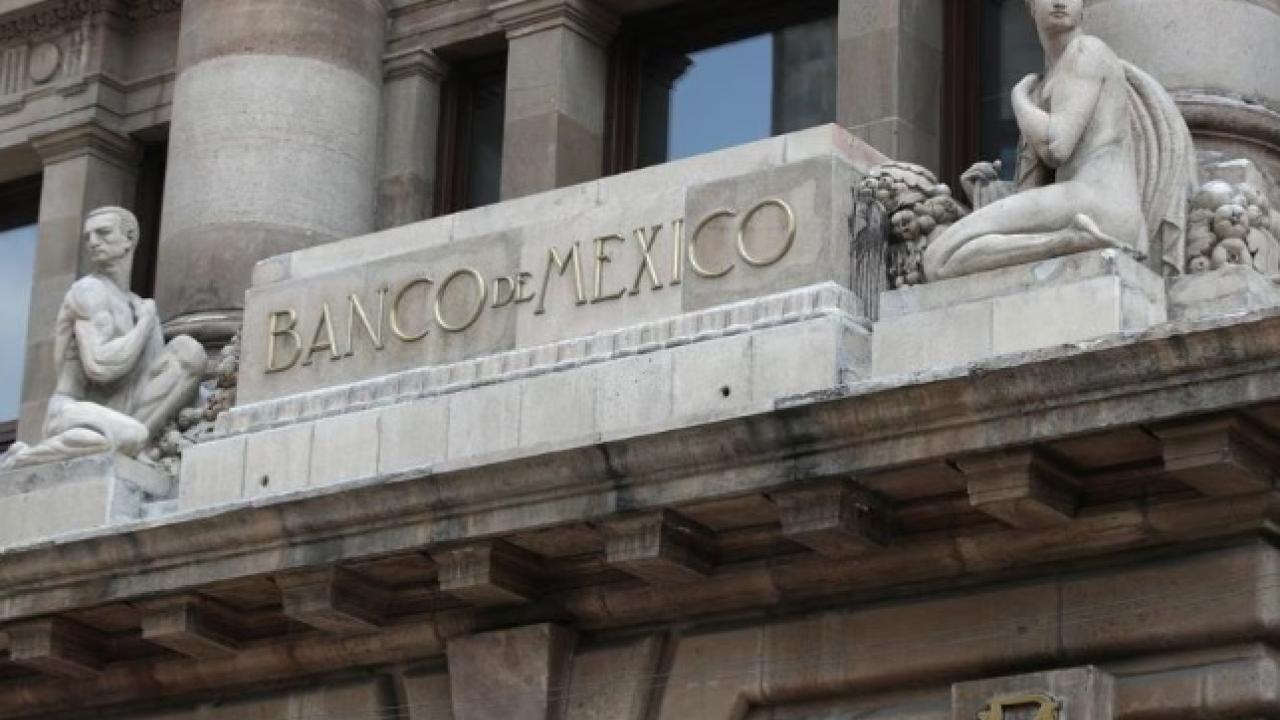 crédito Reuters banxico