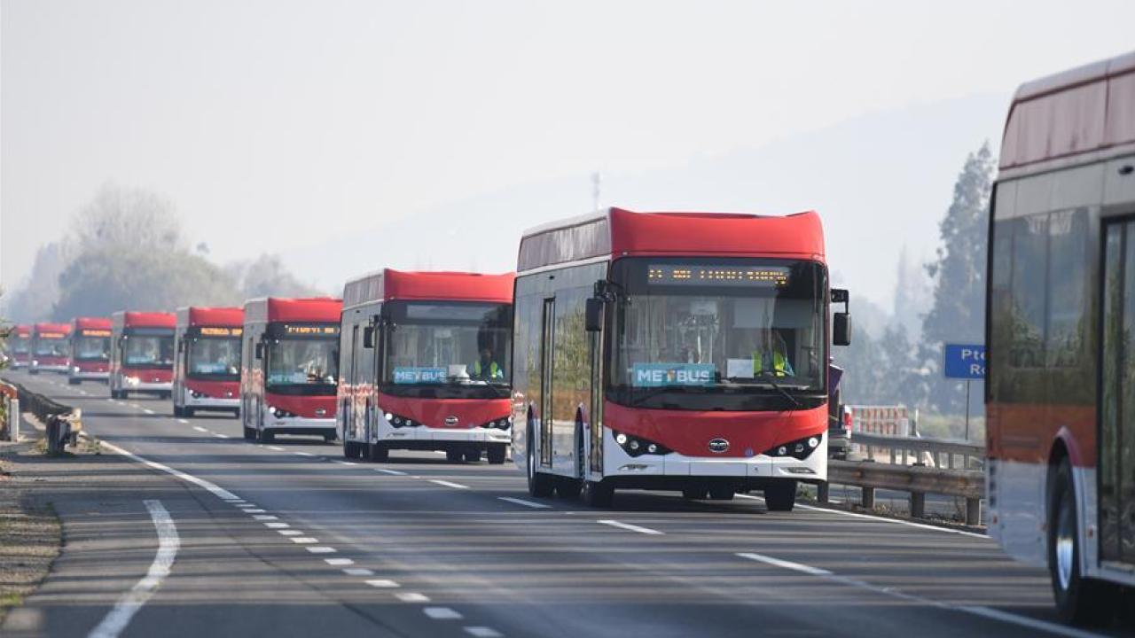 crédito foto buses BYD de Xinhua