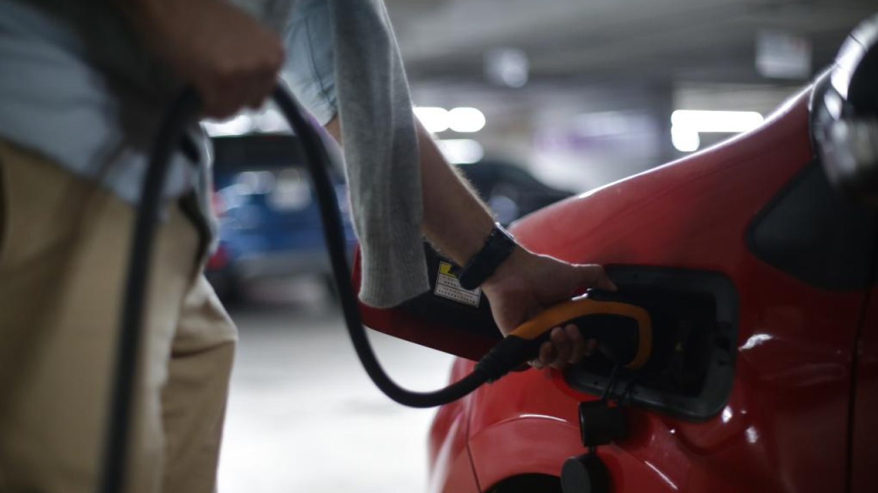 xinhua autos eléctricos