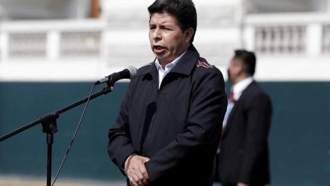 Primer ministro de Perú solicita voto de confianza al Congreso en un desafío a la oposición Primer ministro de Perú solicita voto de confianza al Congreso en un desafío a la oposición