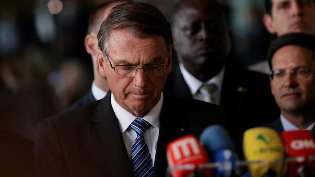 Bolsonaro presenta requerimiento contra resultados electorales en Brasil Bolsonaro presenta requerimiento contra resultados electorales en Brasil
