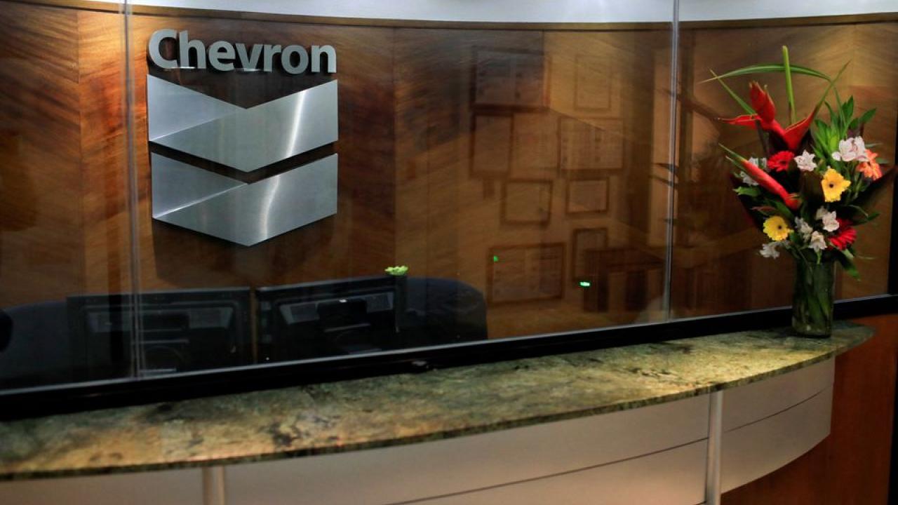 EE.UU. preparado para autorizar a Chevron a impulsar la producción de petróleo de Venezuela
