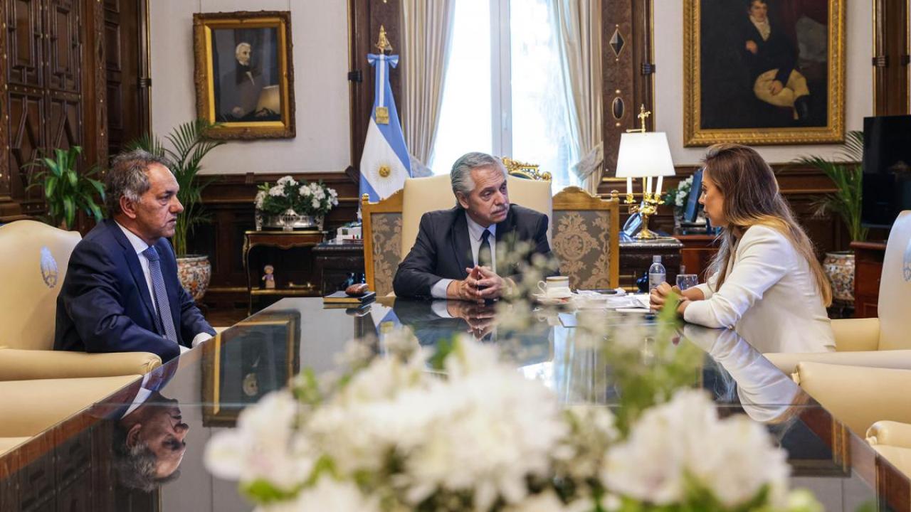 Brasil y Argentina firman compromiso para integración en mercados de electricidad y gas