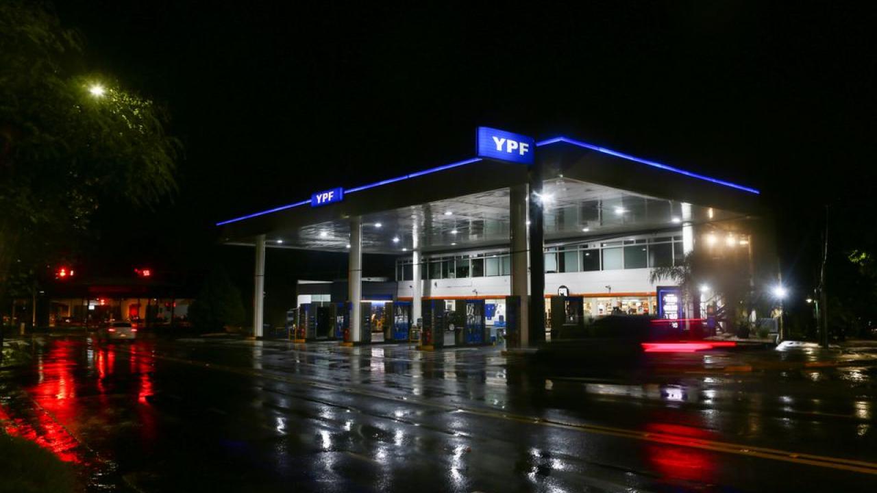 Argentina incluye a los combustibles en el programa de Precios Justos Argentina incluye a los combustibles en el programa de Precios Justos