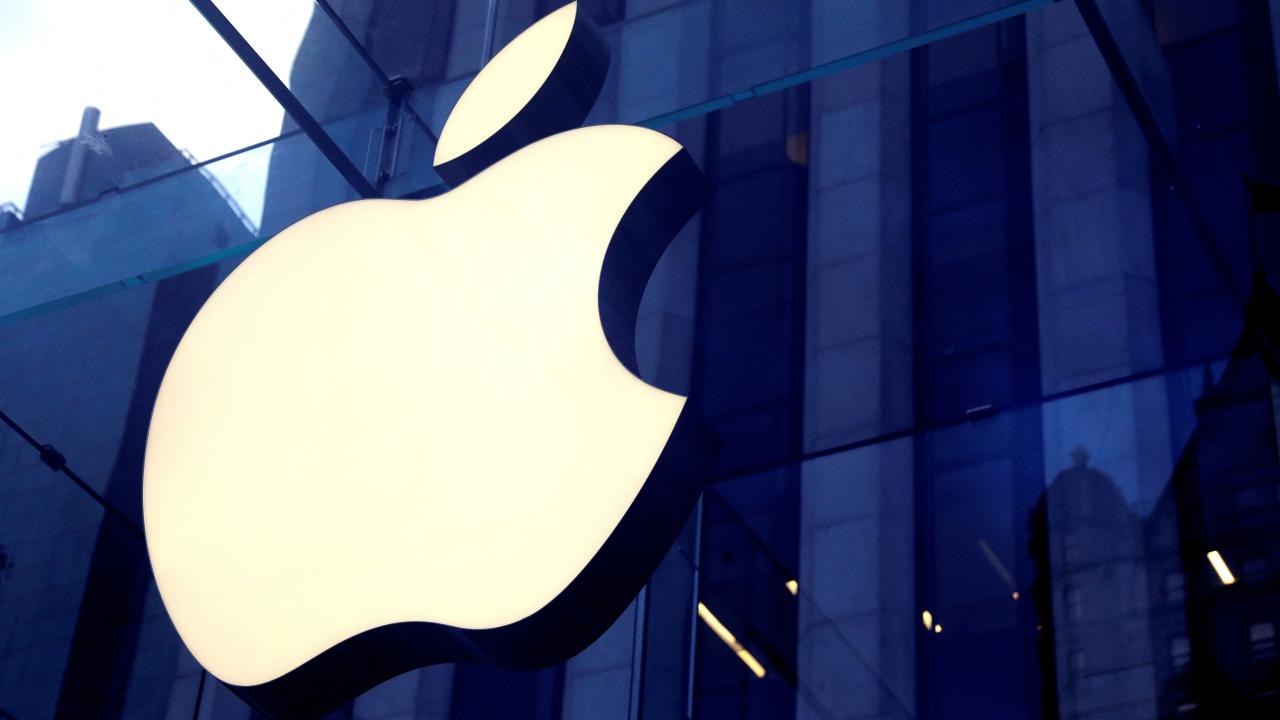 Las acciones de Apple caen porque protestas en fábricas chinas podrían afectar a envíos del iPhone Las acciones de Apple caen porque protestas en fábricas chinas podrían afectar a envíos del iPhone