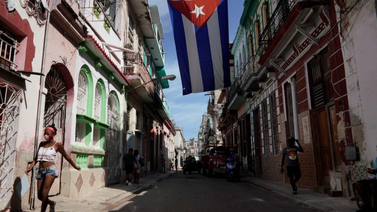 Cuba critica el rechazo de Estados Unidos a instalar un cable submarino a la isla