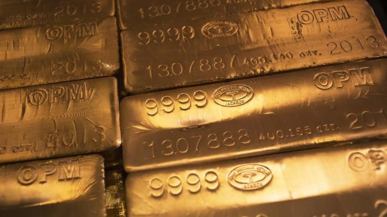 El oro se encamina a ganancia semanal