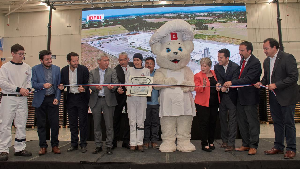 Ideal del grupo Bimbo inaugura una planta en la zona sur de Chile