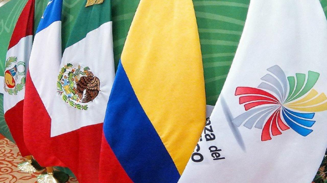 México suspende cumbre de la Alianza del Pacífico por crisis política en Perú México suspende cumbre de la Alianza del Pacífico por crisis política en Perú