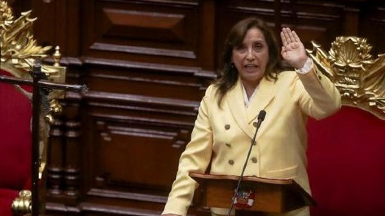 Nueva presidenta de Perú tiene como reto construir un Gabinete "razonable", asegura experto Nueva presidenta de Perú tiene como reto construir un Gabinete "razonable", asegura experto