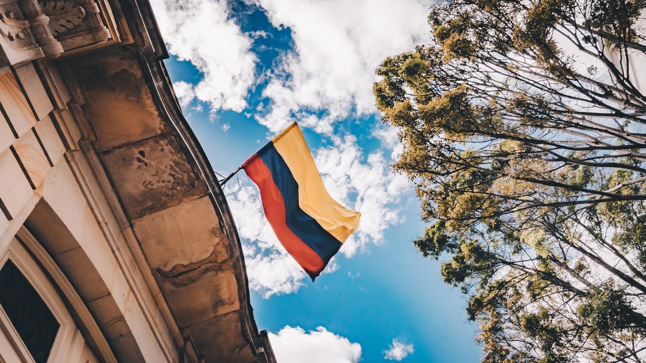 Sindicatos en Colombia piden que el salario mínimo aumente el 20% Sindicatos en Colombia piden que el salario mínimo aumente el 20%