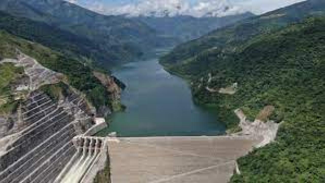 Culminan con éxito las pruebas del proyecto hidroeléctrico Hidroituango en Colombia