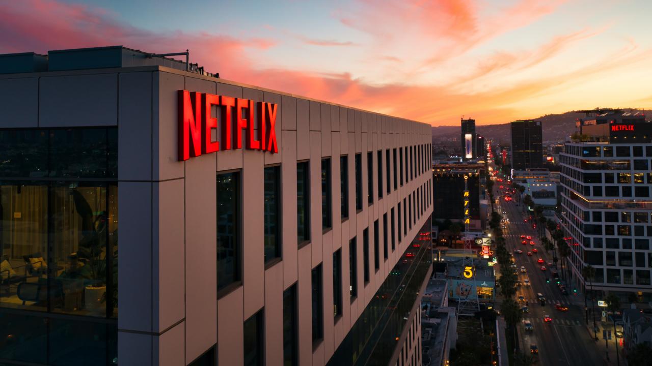 Netflix tuvo que devolver dinero por publicidad: no logró cantidad de usuarios en plan con anuncios Netflix tuvo que devolver dinero por publicidad: no logró cantidad de usuarios en plan con anuncios