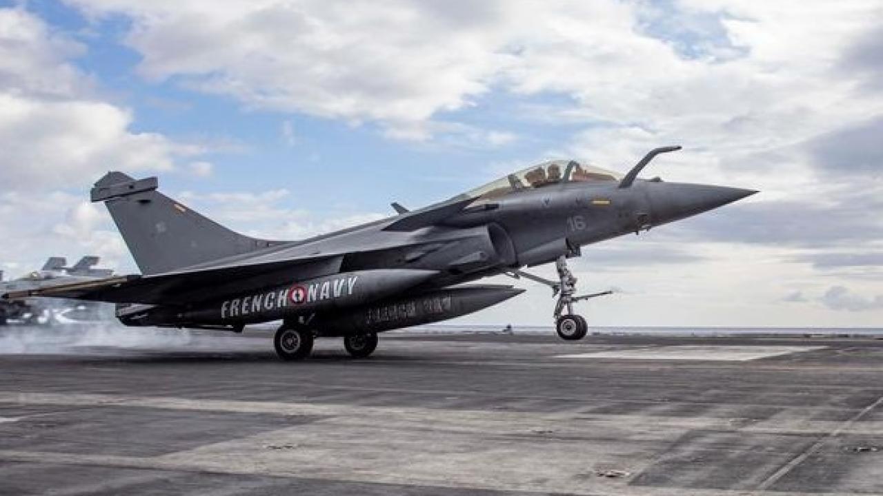 Colombia negocia compra de 16 aviones cazas franceses Rafale