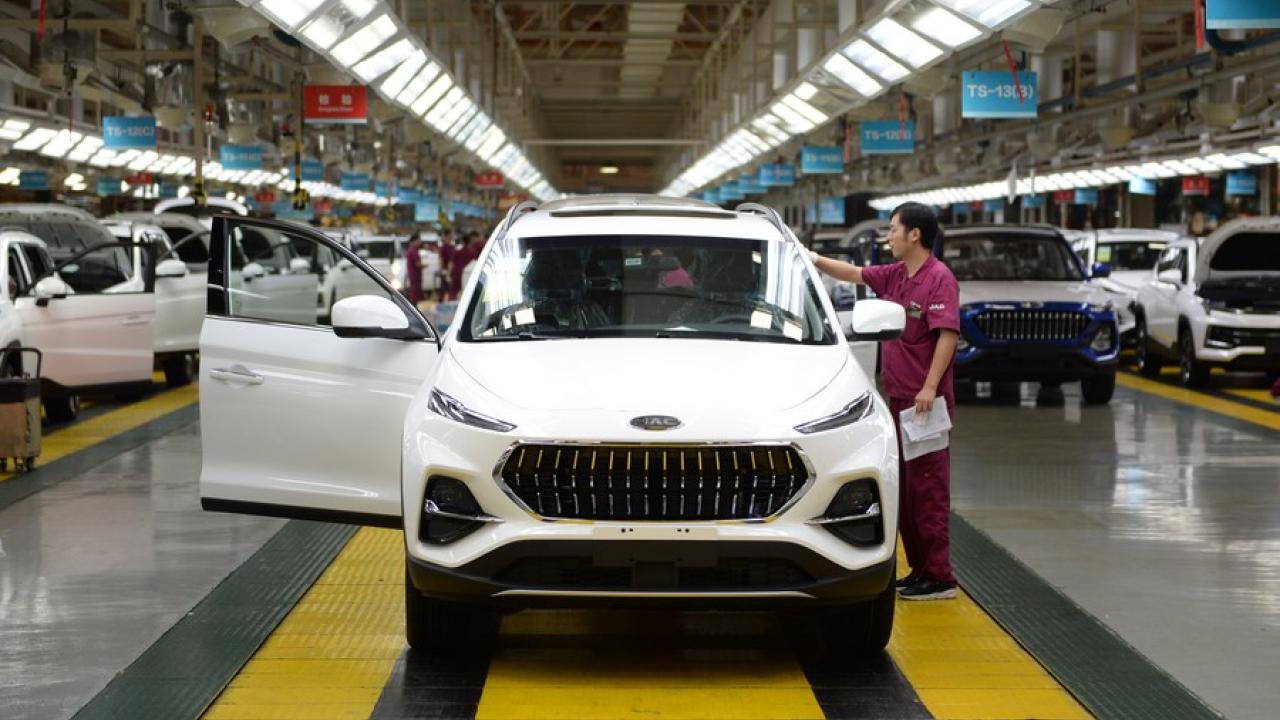 China fue el principal proveedor de autos a México en 2022