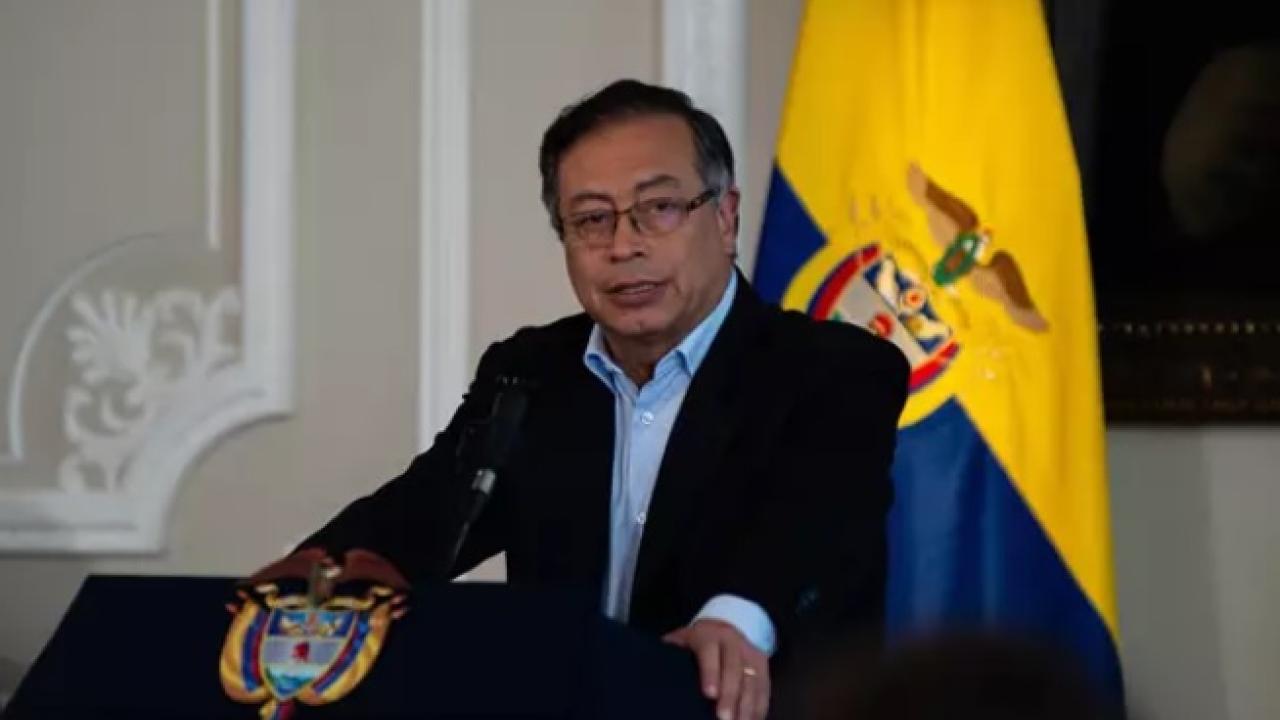 Gobierno de Colombia suspende el alto el fuego con el ELN a la espera de pactar condiciones