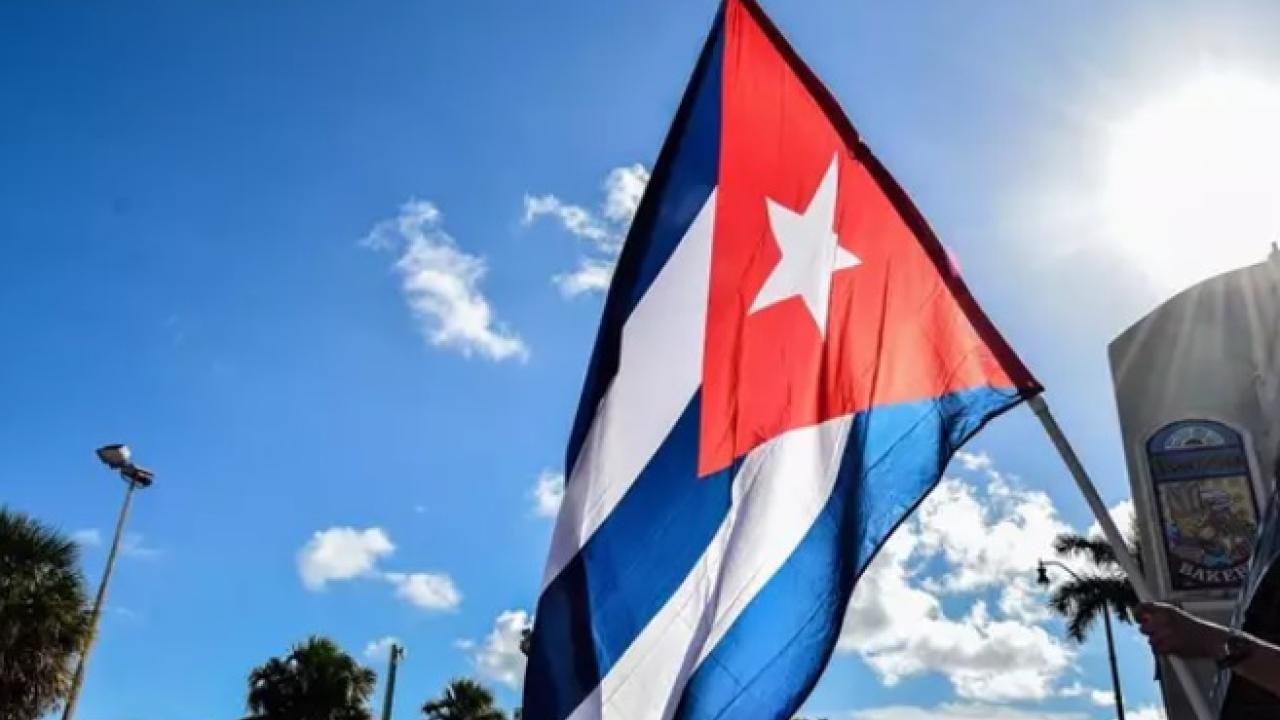 Embajada de EE.UU. en Cuba reanuda sus servicios consulares por primera vez desde 2017 Embajada de EE.UU. en Cuba reanuda sus servicios consulares por primera vez desde 2017