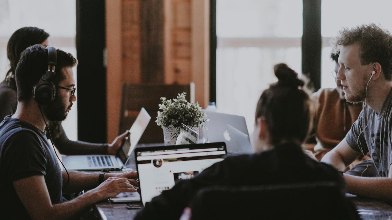 ¿Cómo implementar una gestión de turnos eficiente y enfocada en los colaboradores? ¿Cómo implementar una gestión de turnos eficiente y enfocada en los colaboradores?