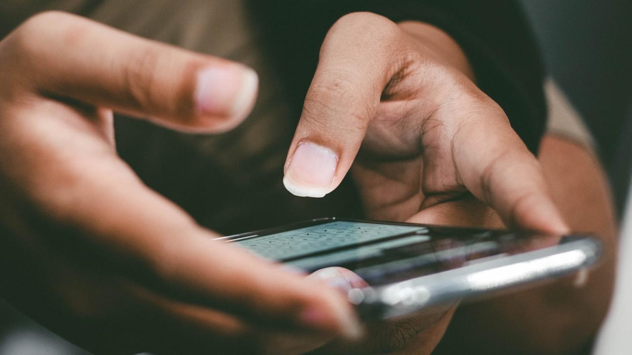 Cómo los chatbots híbridos están transformando la atención al cliente Cómo los chatbots híbridos están transformando la atención al cliente