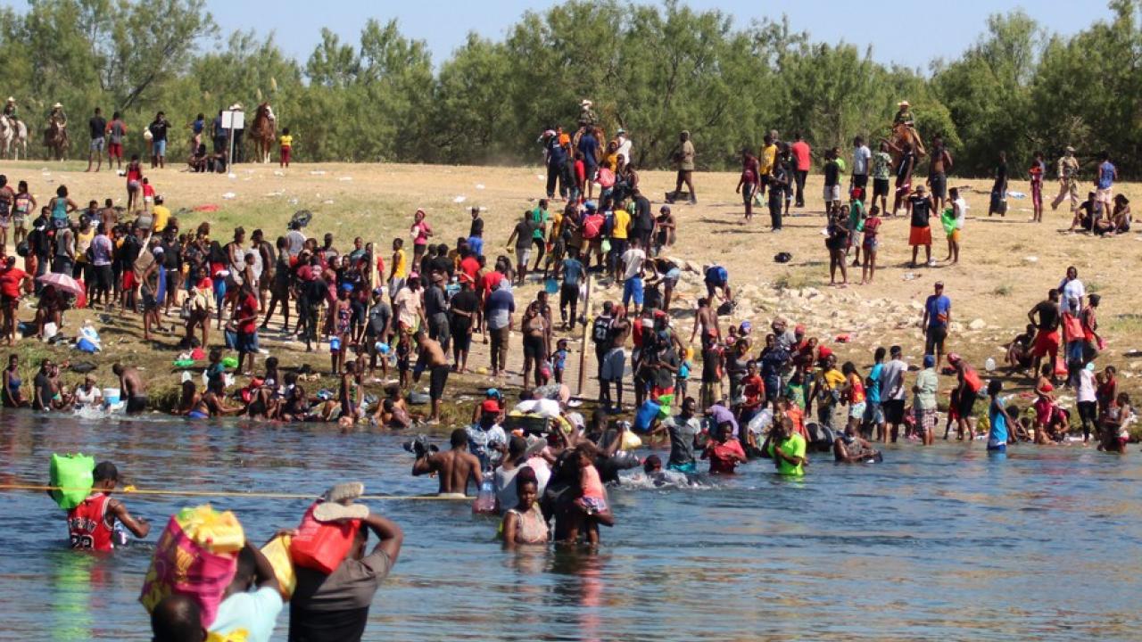 Título 42 y nuevas medidas migratorias de EE. UU. mantendrán altas detenciones y costos para México Título 42 y nuevas medidas migratorias de EE. UU. mantendrán altas detenciones y costos para México