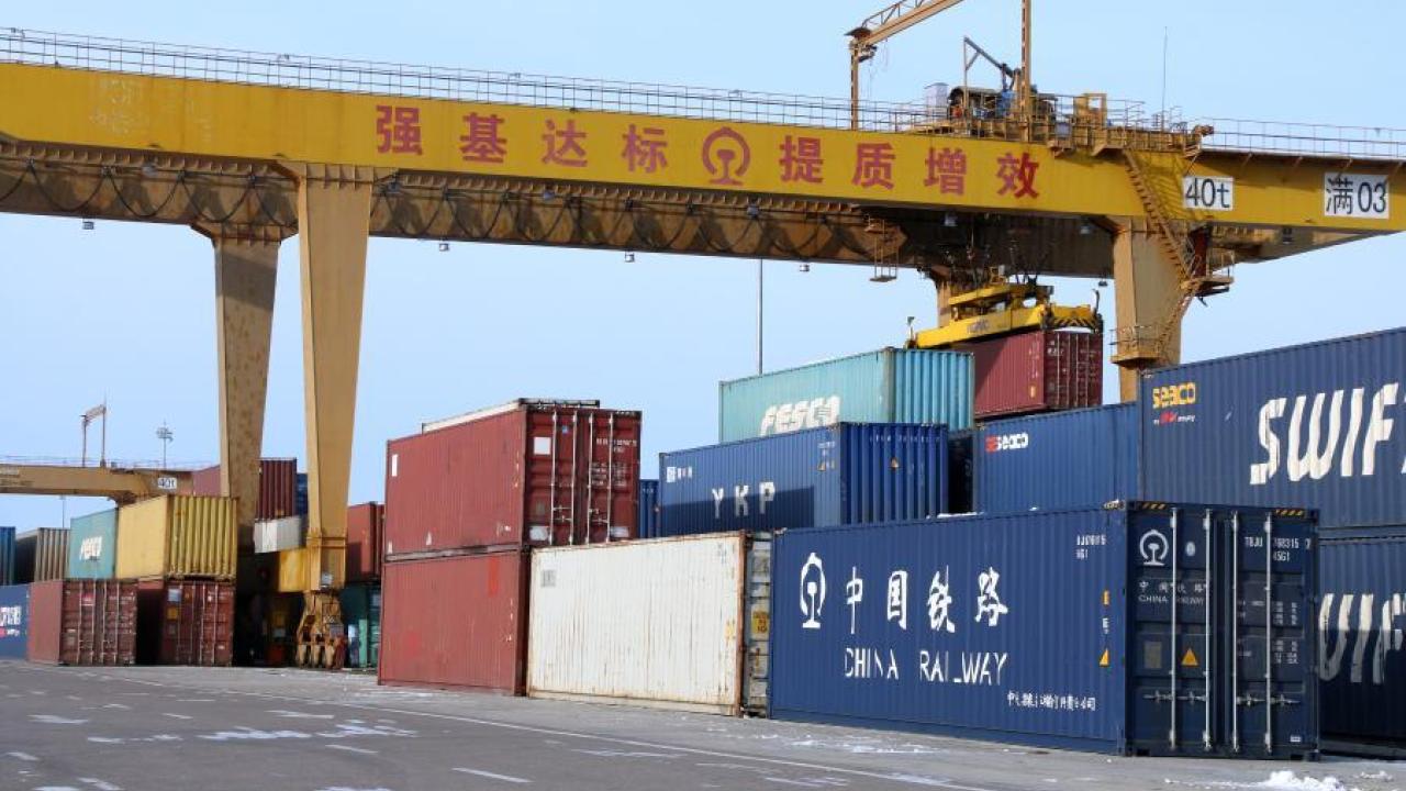 Puerto de China abre ruta marítima directa para importaciones de cerezas chilenas
