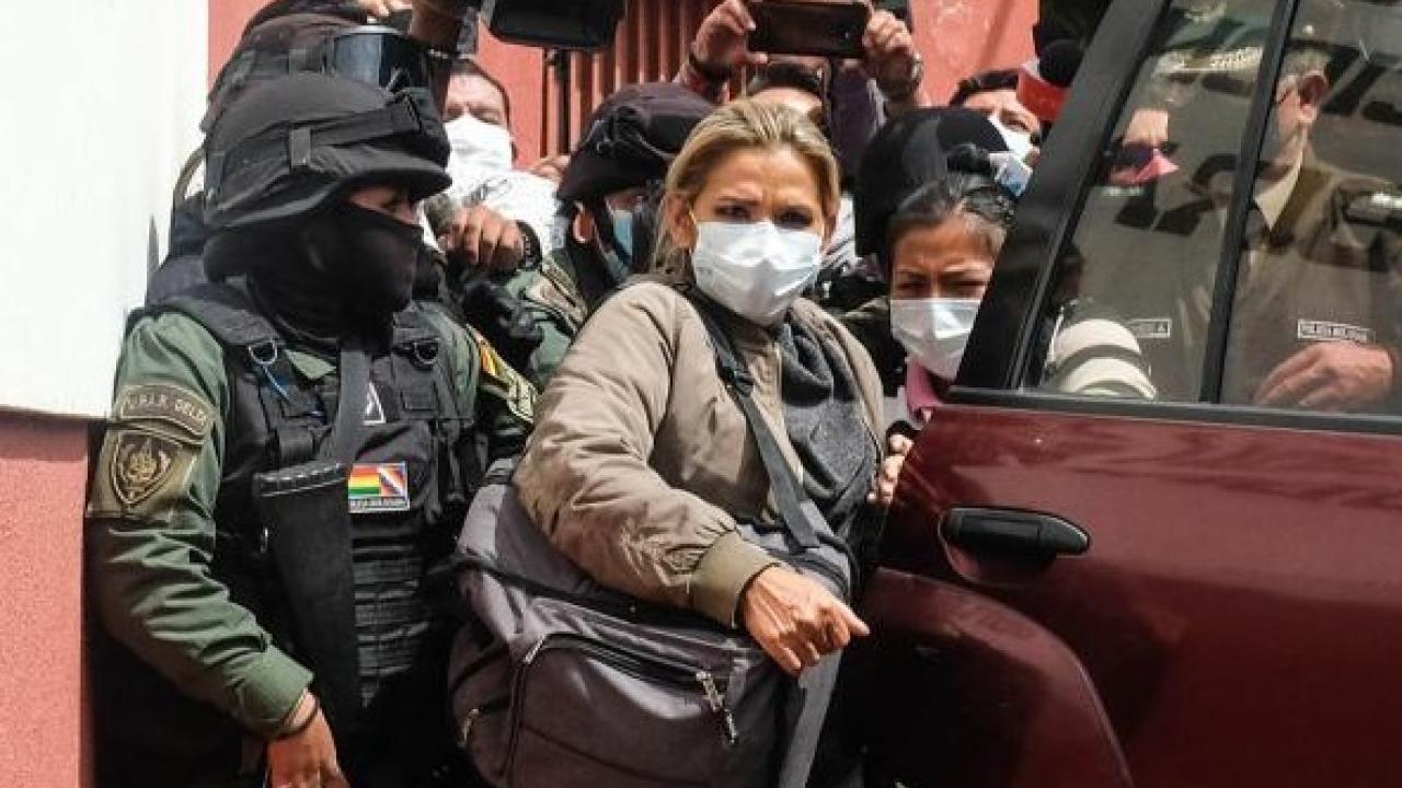 Fiscalía amplía proceso penal contra expresidenta interina de Bolivia