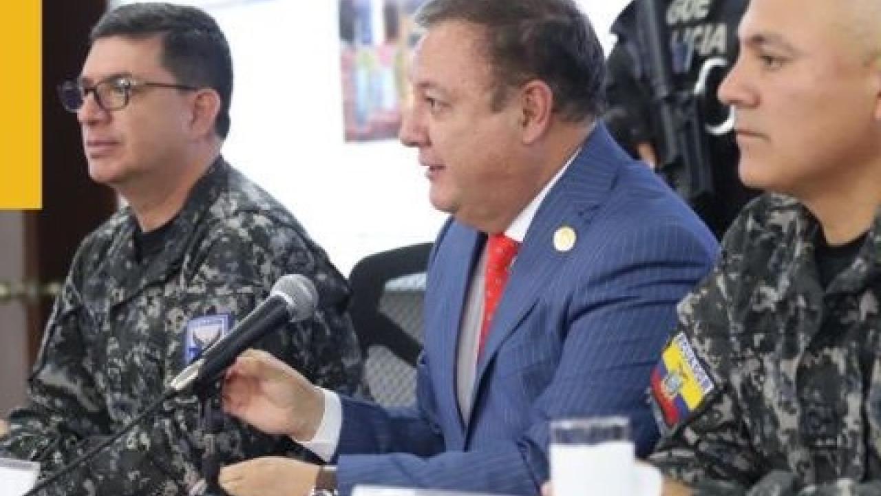 Ecuador desarticula banda que abastecía de armas a grupos irregulares de Colombia Ecuador desarticula banda que abastecía de armas a grupos irregulares de Colombia