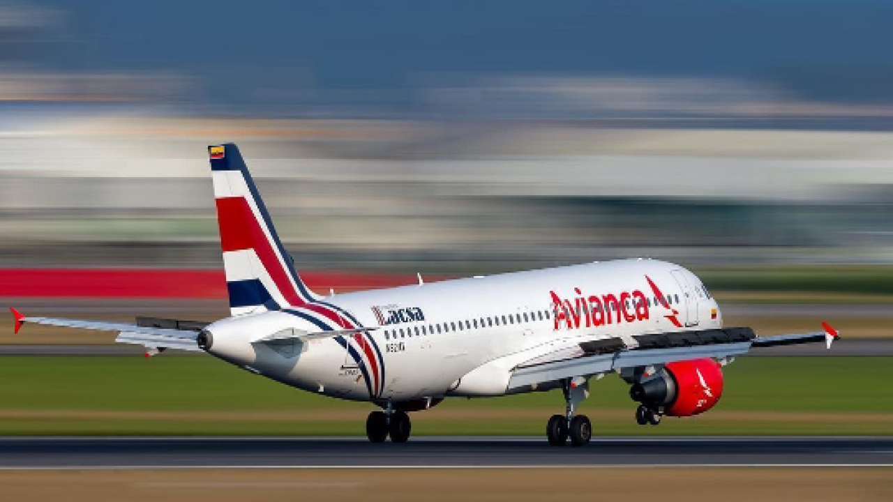 Integración entre Viva y Avianca: versiones encontradas de aerolínea con el regulador colombiano