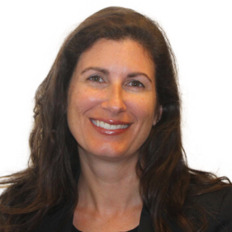 ¿Cuál es el primer paso para organizar las ciudades del Perú?