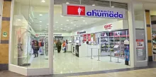 Local de Farmacias Ahumada, foto Cencosud