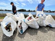 Recogiendo basura, foto Kuntsmann