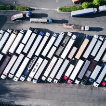 estacionamiento de camiones