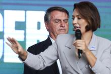 Bolsonaro y su esposa