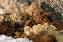 Minerales que contienen tierras raras