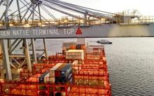 Puerto en Montevideo, terminal La Plata
