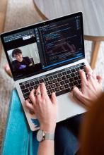 Mujeres en la tecnología. Foto: Pexels. 