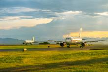 Aviones en Risaralda, Colombia. Foto: Unsplash. 