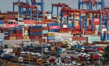 El crecimiento del transporte marítimo mundial peligra por la crisis económica