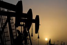 Crudo opera estable antes de reunión de OPEP+ y de prohibición del petróleo ruso por la UE