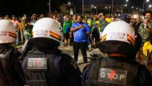 Brasil: protesta bolsonarista deja vehículos incendiados en Brasilia