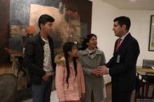 Esposa de Pedro Castillo llega a México junto al embajador Pablo Monroy