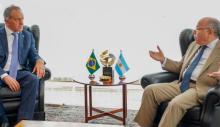 Brasil y Argentina estudian creación de moneda común en Mercosur para impulsar comercio