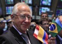 Patriarca de Cencosud reaparece en Chile en premiación de PwC